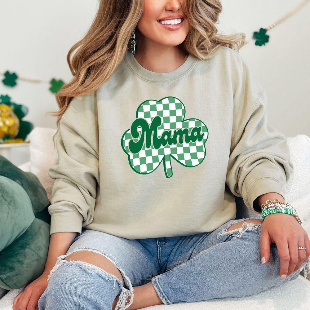 Mama Shamrock Awesome Shirt