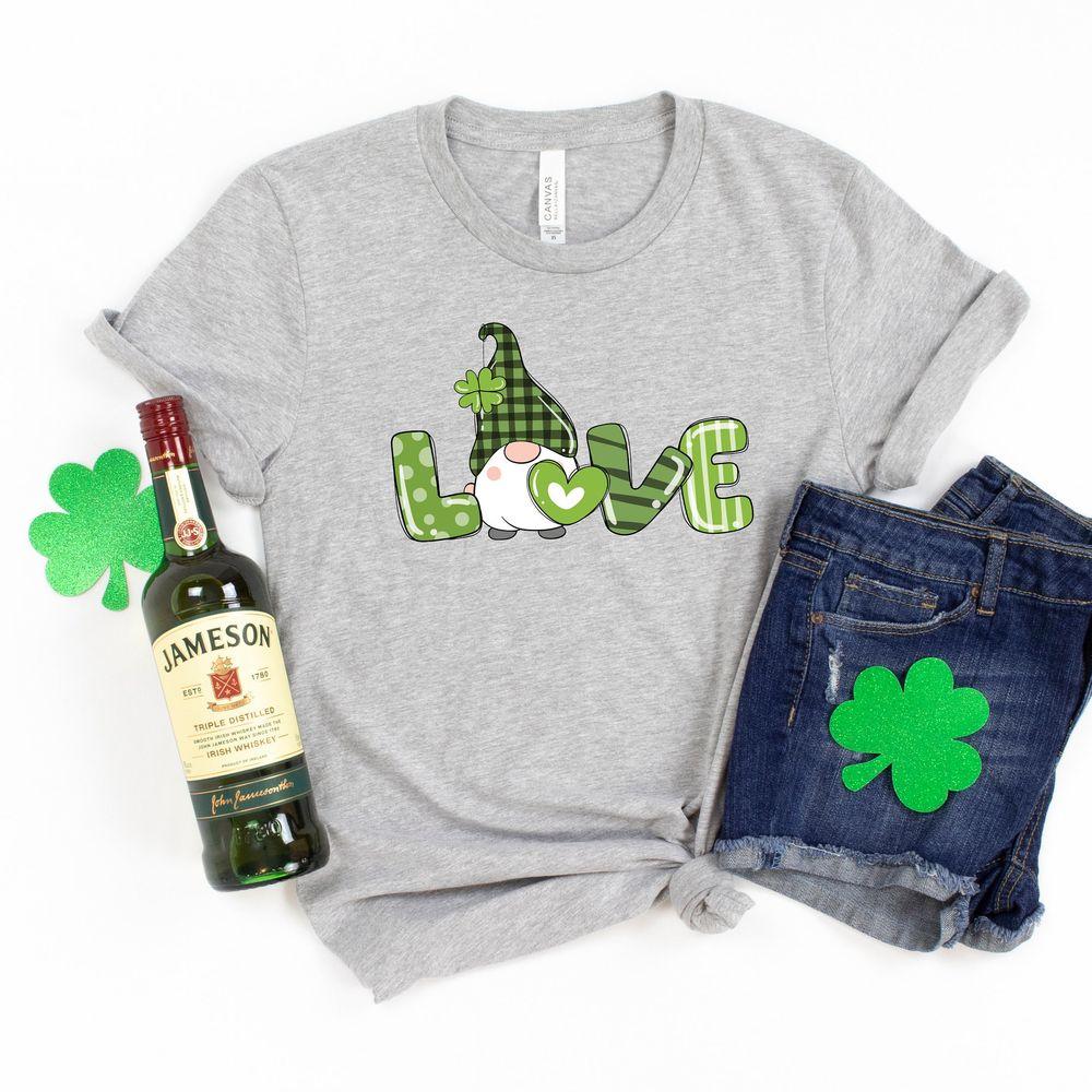 St Patricks Day Gnomes Love Shamrock Shirt
