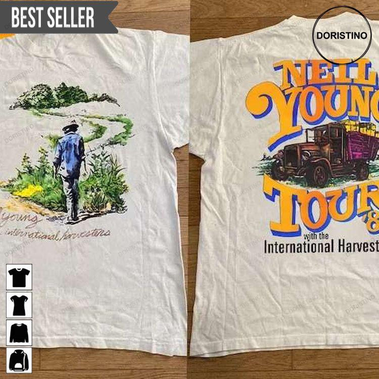 Neil Young With The International Harvester Tour 1985 Short-sleeve Shirt Neil Young With The International Harvester Tour 1985 Short-sleeve Shirt