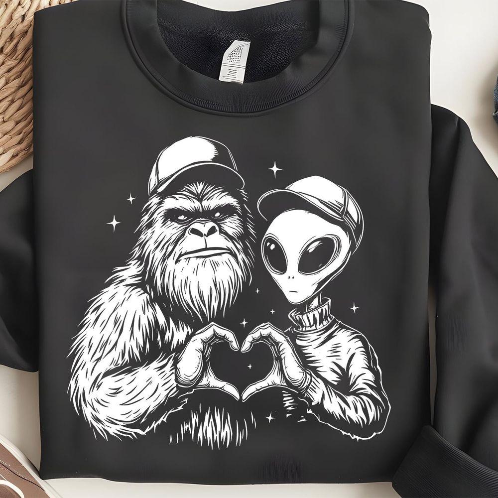 Alien And Bigfoot Heart Hands Shirt