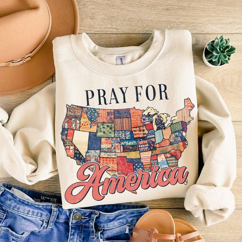 Pray For Americajuly Christian Trendy Patriotic Retro America Usa Map 4th Of July Shirt Pray For Americajuly Christian Trendy Patriotic Retro America Usa Map 4th Of July Shirt