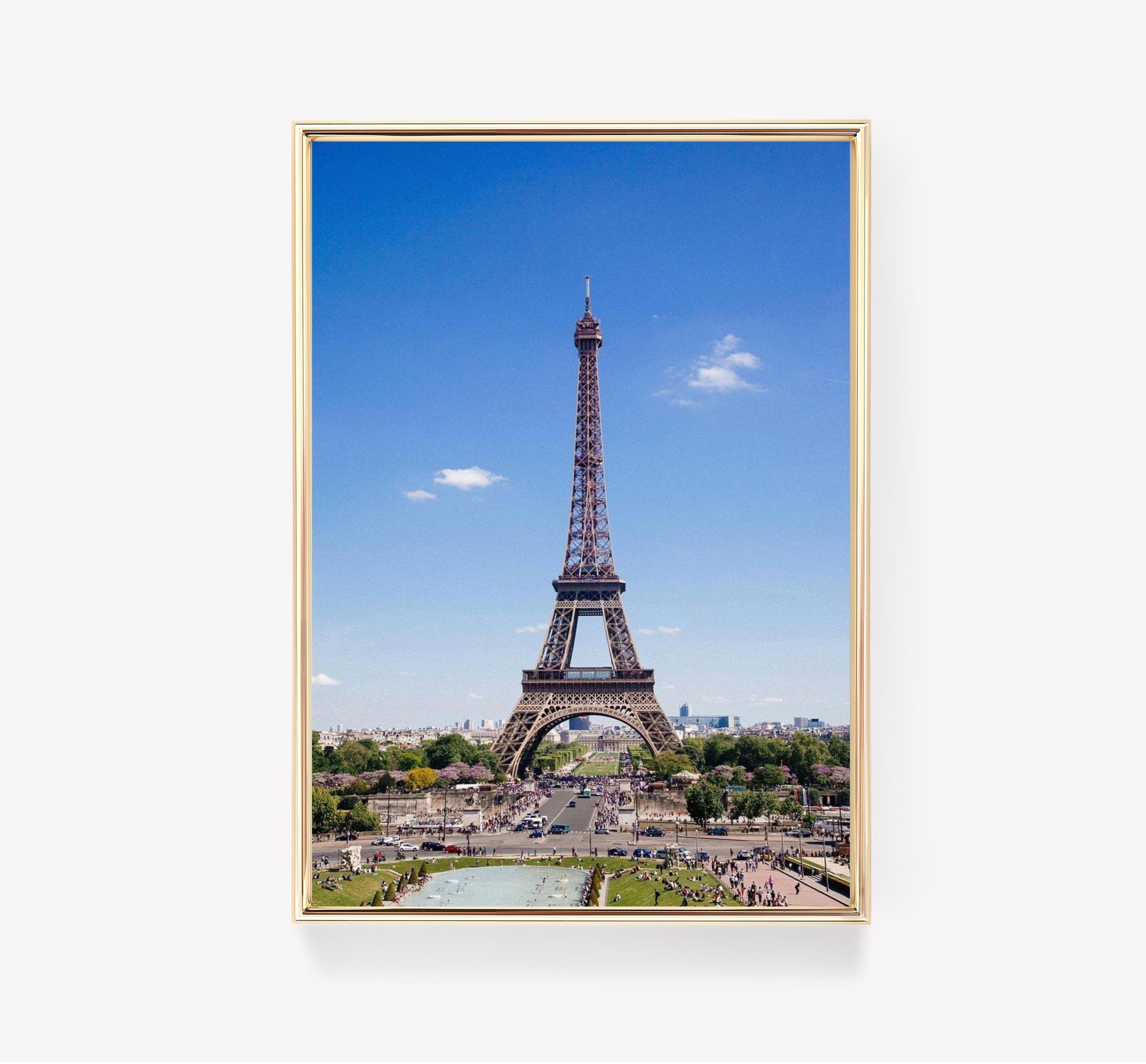 Eiffel Tower Trending Style Poster (No Frame) Eiffel Tower Trending Style Poster (No Frame)